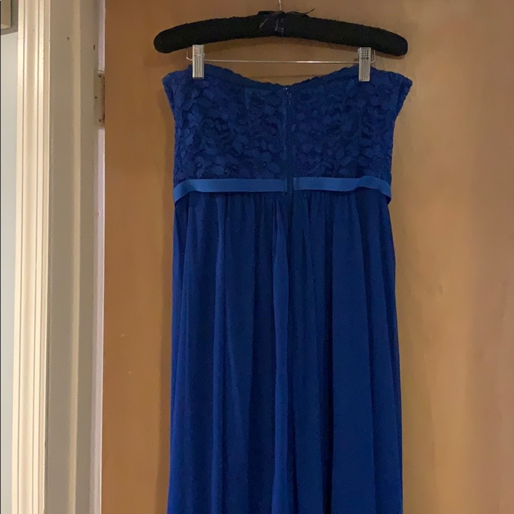 David’s Bridal Lace and Mesh Long Strapless Dress - Picture 4 of 8
